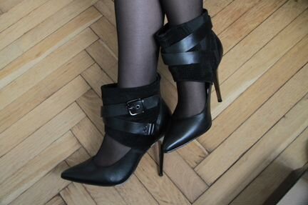 Сильные туфли River Island