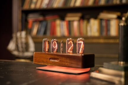 Ламповые часы AIV nixie