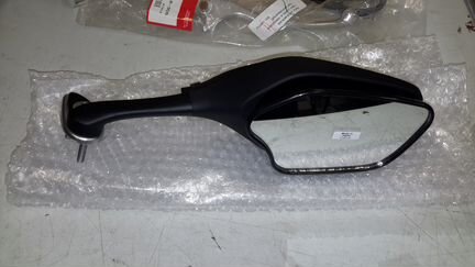 Зеркало правое honda CBR1000RR 88110MFL315