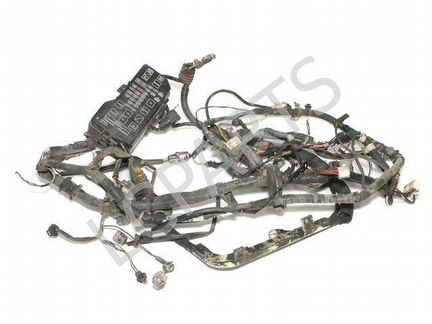 Блок предохранителей Land Cruiser Prado 90