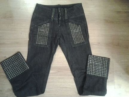 Джинсы Thomas Wylde