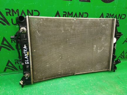 Радиатор охлаждения Hyundai Elantra 6 2015