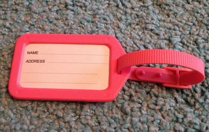 Чемоданчик, каталка, подарок