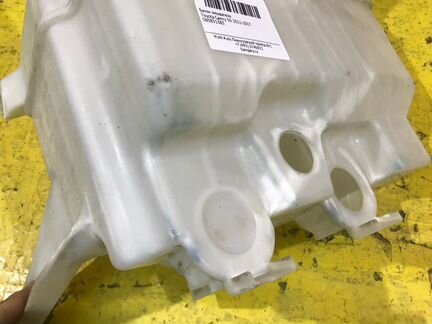 Бачок омывателя Toyota Camry 50 2011-2017