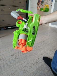 Бластер Nerf Zombiestrike Outbreaker