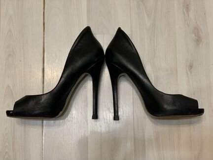 Туфли чёрные кожаные