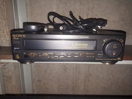 Видеомагнитофон Sony