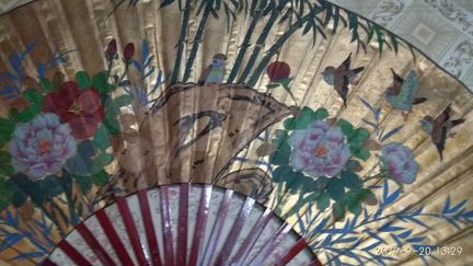 Веер настенный