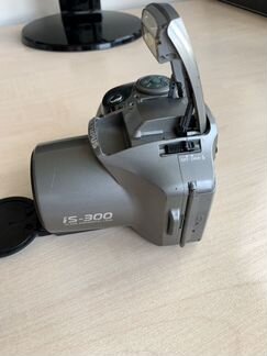 Зеркалка Olympus IS-300