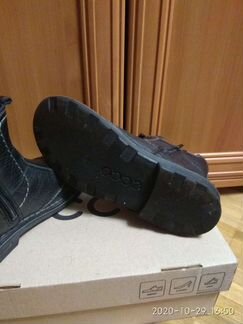 Ботинки Ecco р.37