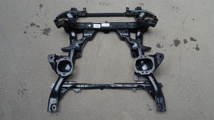 Бмв Х5 Е70 передний подрамник 31116779358