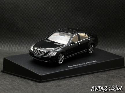 Mercedes S63 AMG W221 black 1:43 AutoArt 56207