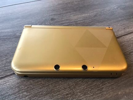 Nintendo 3DS XL Gold/Black Limited Edition
