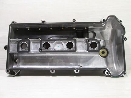 Клапанная крышка алюм. Мазда 6 1.8 L8 2005- 65444