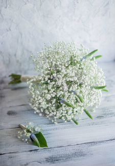 Свадебный букет невесты из гипсофилы и Вероники