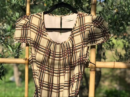 Платье Burberry, бежевого цвета в клетку