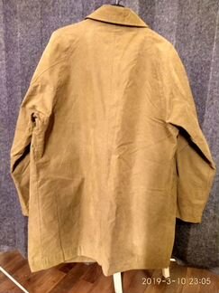 Плащ укороченный фирмы Him Jackets