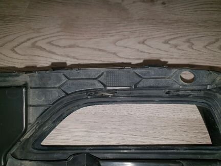 Рамка правой птф на audi